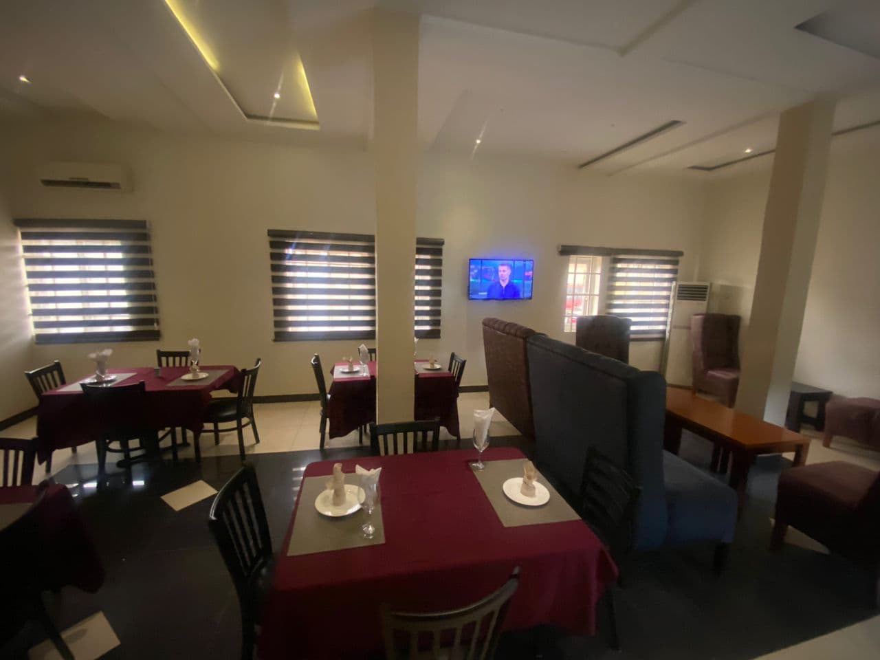 Residency hotel lounge 