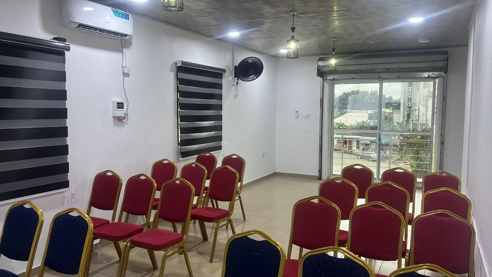 TheConcave - Mini event Hall