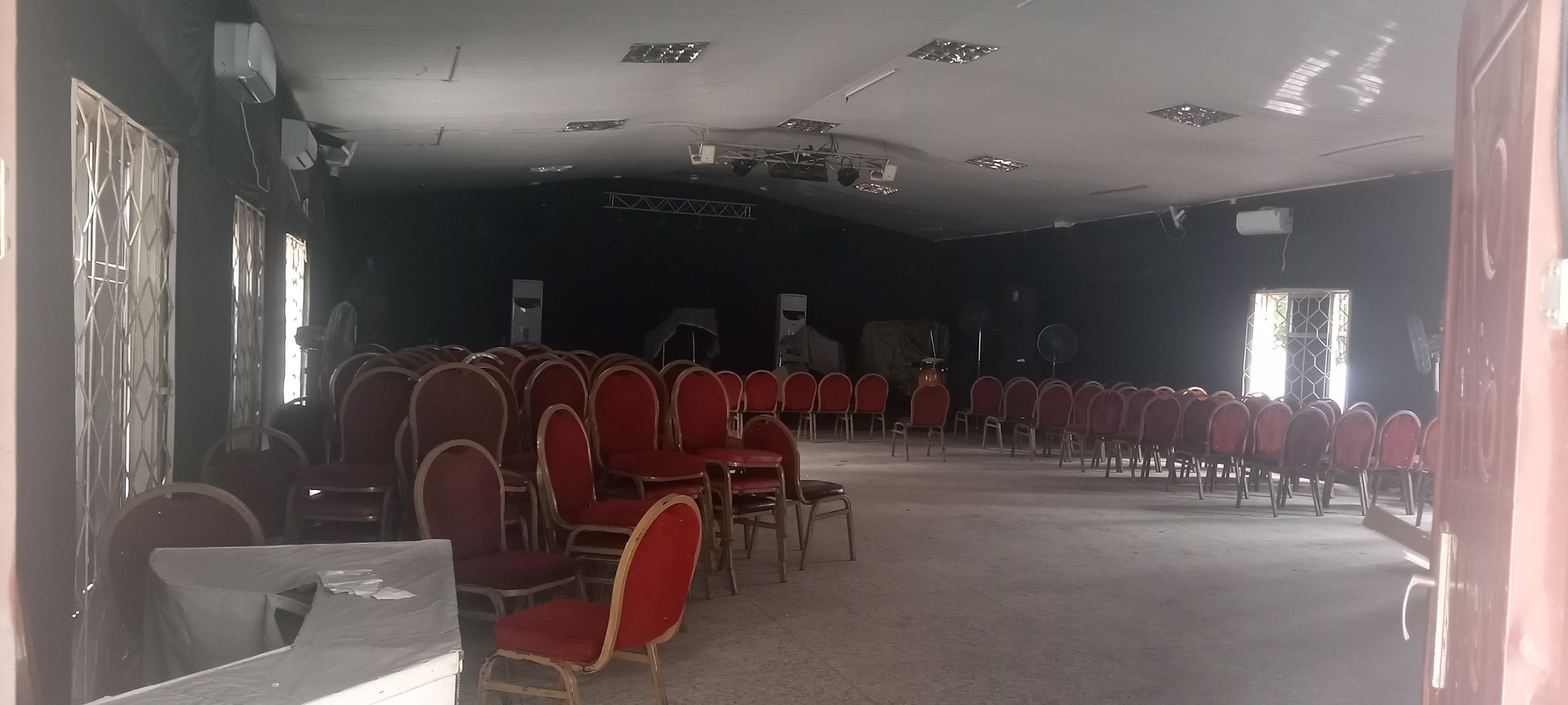 Universal hotel - Mini hall