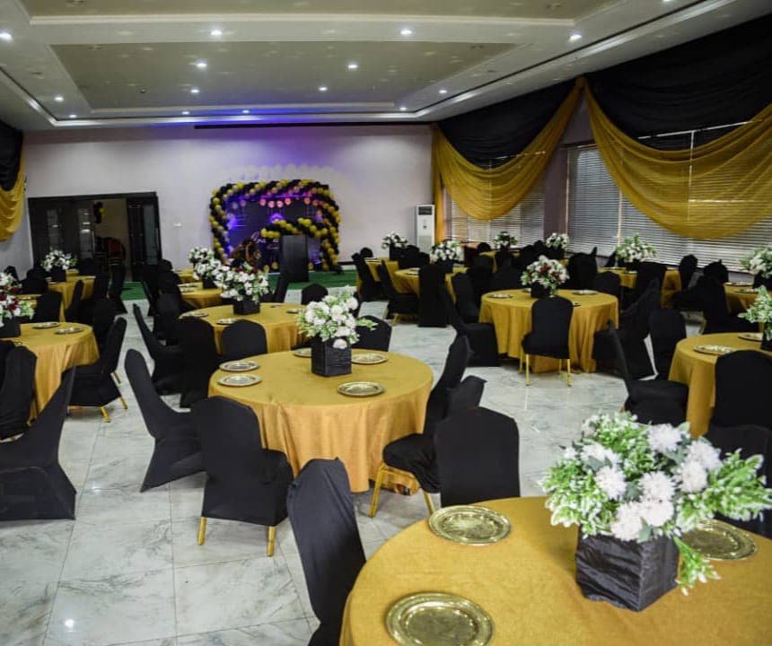 Hotel Sylvia - Somgolie Hall